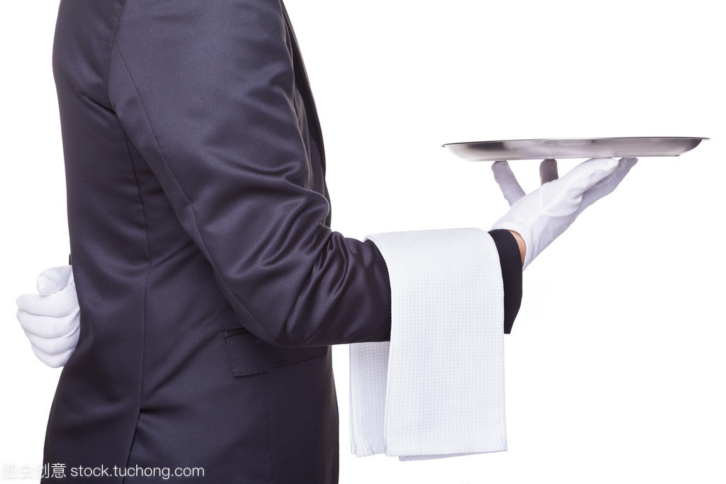 銀托盤上的時光印記 餐飲服務(wù)的藝術(shù)與細節(jié)